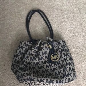 Michael Kors Bags - Michael Kors bag Michael Kors Bags - Michael Kors bag